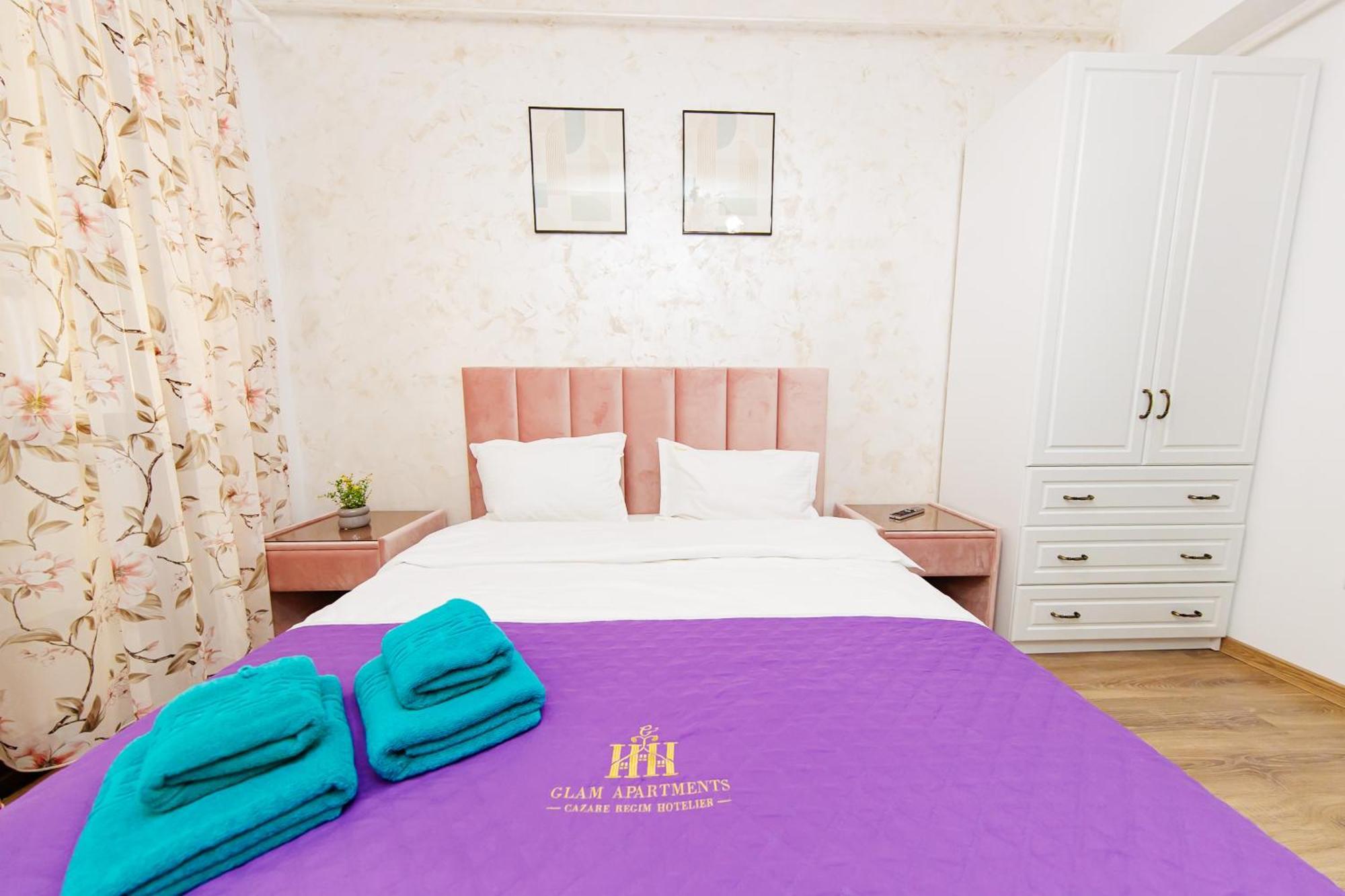 Lazar Towers Studios & Apartments Near Palas Iasi Luaran gambar