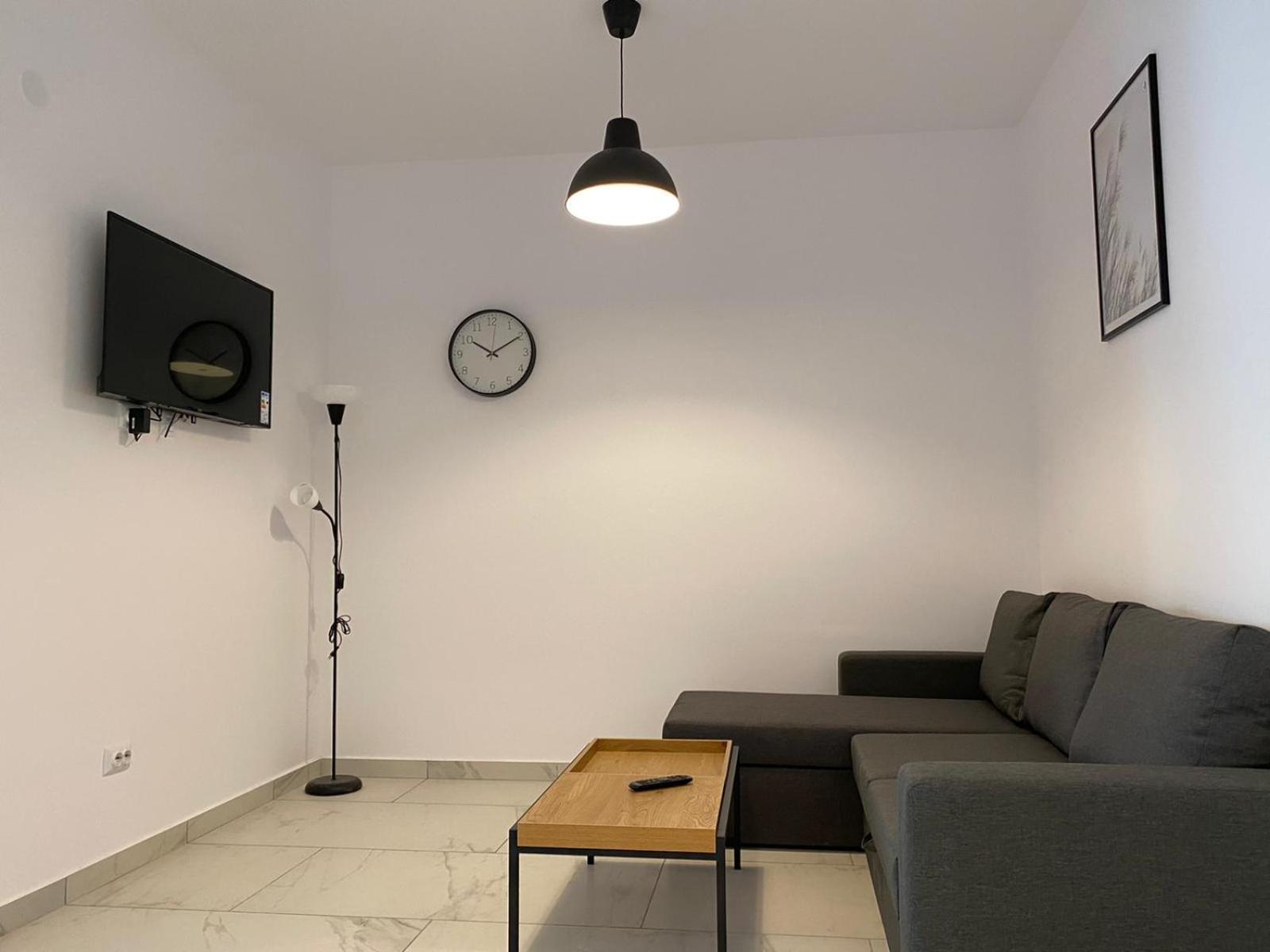 Lazar Towers Studios & Apartments Near Palas Iasi Luaran gambar